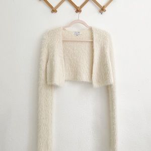 Emory Park Cream Fuzzy Balletcore Long-Sleeved Cropped Shrug
